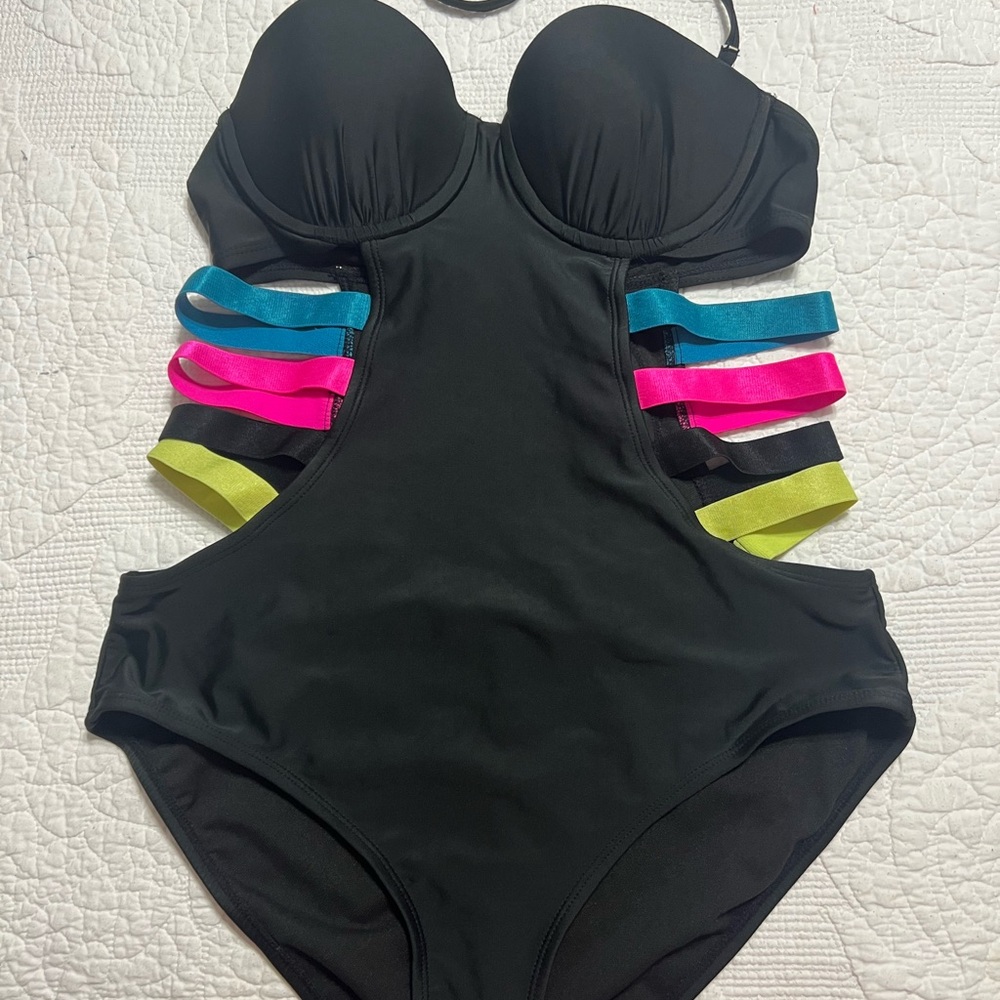 Bongo Women Black One-Piece Swimsuit With Side Cutouts & Halter Tie Size M #498